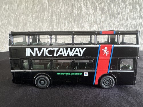 Corgi diecast model - corgi, bus