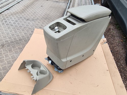 Renault scenic mk3 armrest - renault,