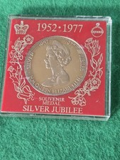 A Souvenir Medal for The Silver Jubilee of Queen Elizabeth II 1952-1977
