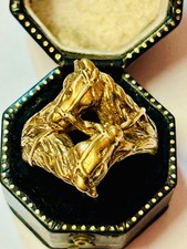 "Large 9ct Yellow Gold Double