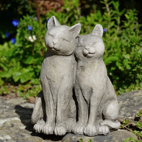 Love cats statue outdoor - love,