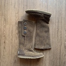 UGG Women's Classic Cardy