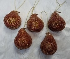 Golden Sparkling Pear Glass