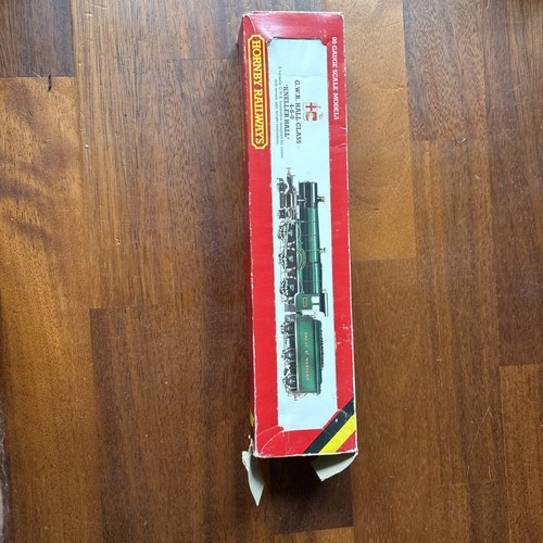 Hornby r761 gwr hall loco - r761,