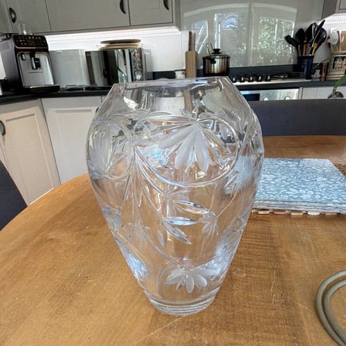 Clear cut glass - glass, floral