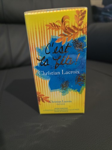 Christian lacroix est la - christian, c'est