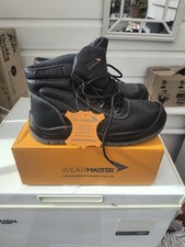 New (WEAR MASTER) Size 8
