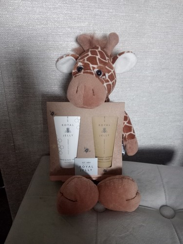 Giraffe plush and royal - royal, jelly