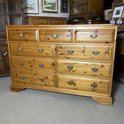 Large solid pine - large,