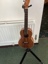 Fender Koa Nohra Tenor Ukulele with Gig Bag