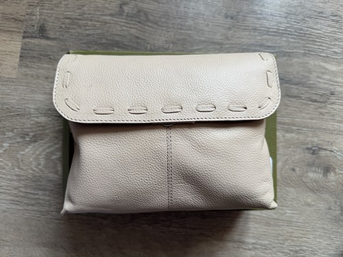 New hotter beige - new, small
