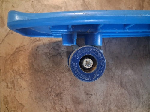 1970s blue free former - free,