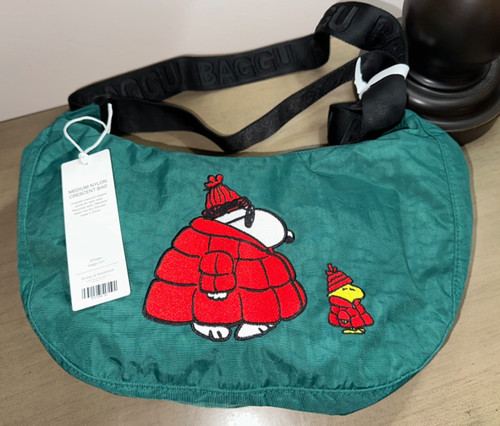 Nwt baggu peanuts snoopy - baggu,