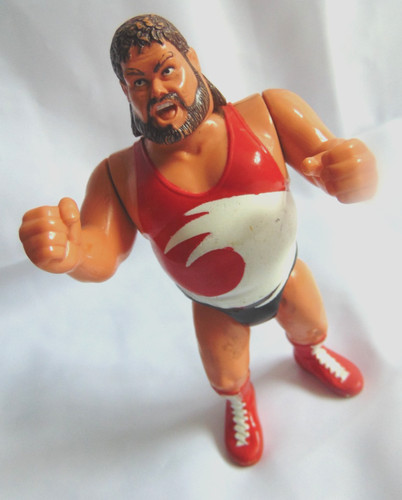 Rare wwe typhoon - typhoon, hasbro