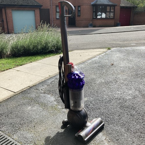 Dyson dc50 animal upright - dyson,