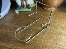 Metal Tea Cup & Saucer Stand