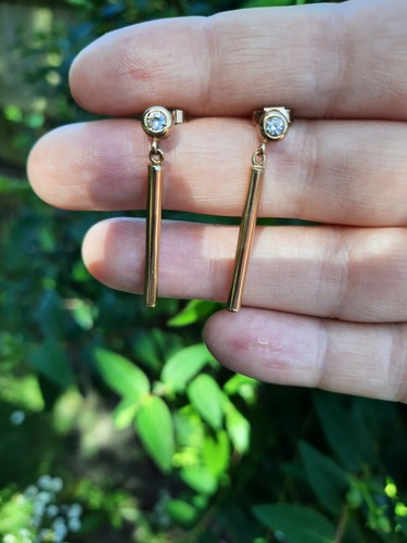 Timeless 9ct solid yellow gold - solid,