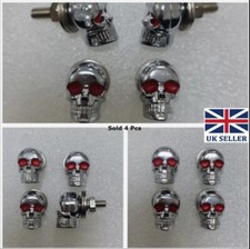 Skull Nuts set of 4 Metal