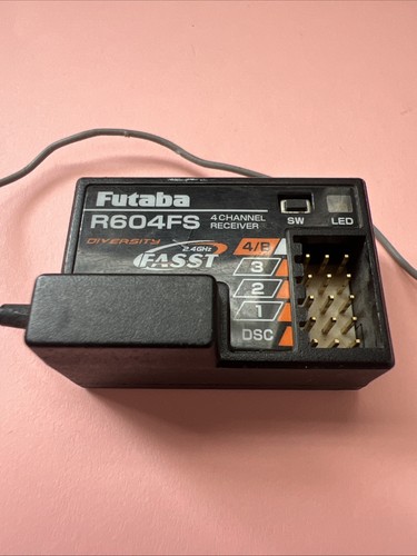 Futaba r604fs 4ghz - futaba,