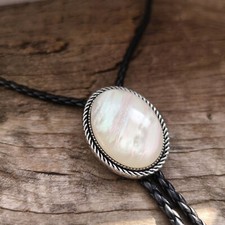 Mother of Pearl Bola Bolo Tie