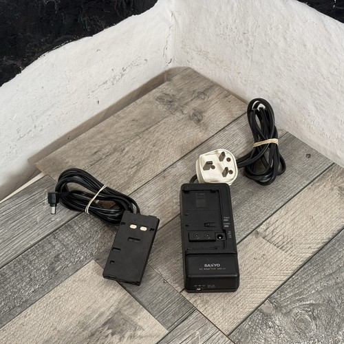 Genuine sanyo power - power, adaptor