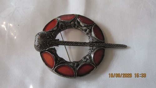 Vintage celtic brooch - vintage,