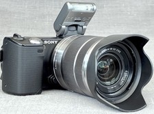 Sony Nex-5 14.2MP Camera