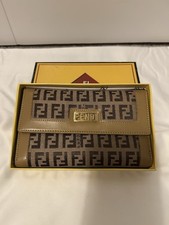 Fendi Women's Genuine Leather Purse/wallet