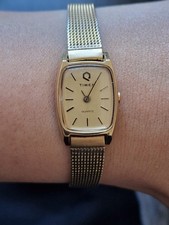 vintage gold-tone Timex Q