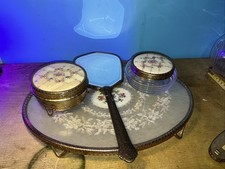 regent of london dressing table set