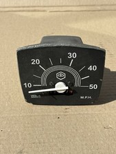 VESPA SPEEDOMETER SQUARE SMALL FRAME V50 SPECIAL 0-50M BLACK MPH X253