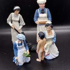 Dolls house scale - house,