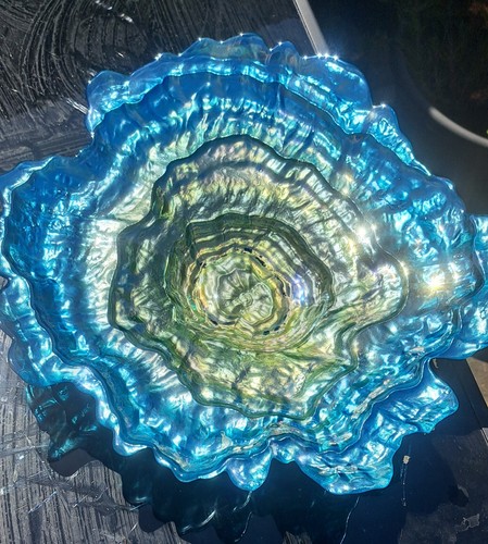 Large iridescent blue art - ,
