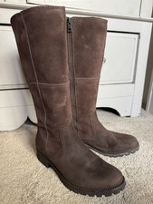 BNIB TIMBERLAND WOMENS BROWN