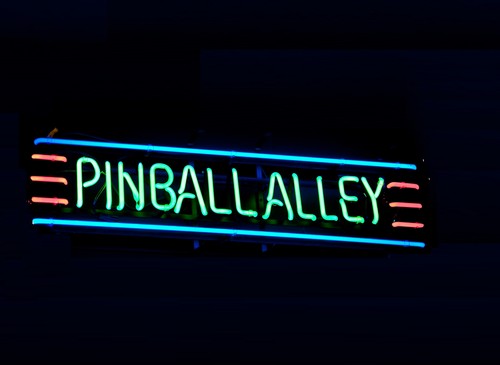 Pinball alley machine - alley,