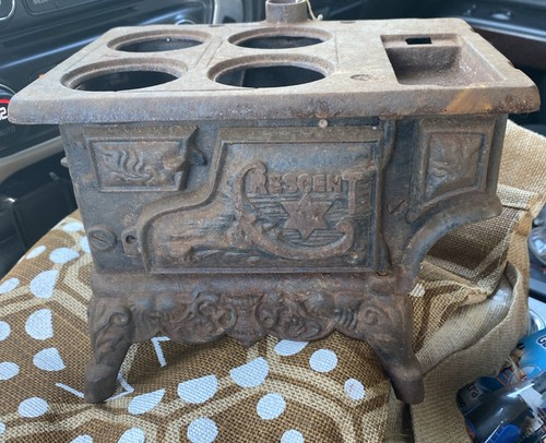 Cresent vintage cast iron - vintage,