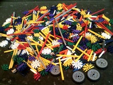 K'nex A Good Selection Of Knex  1/2 Kilo 500 Grams Of Mixed Parts and Pieces