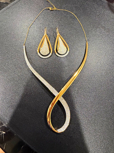 Swarovski jewelry set - swarovski,