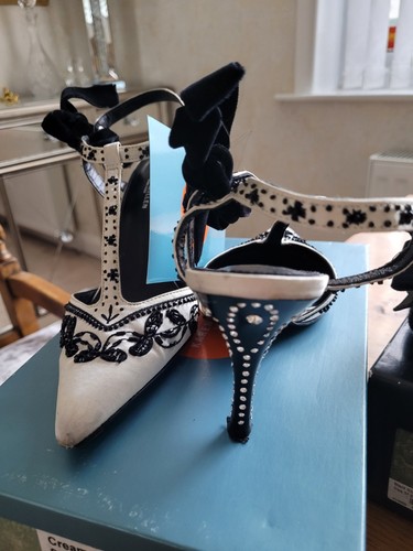 Ladies genuine karen - karen, millen