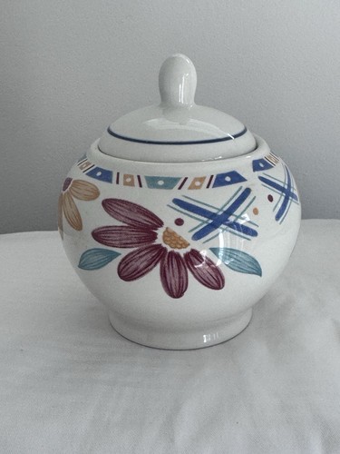 Staffordshire bolero pot - staffordshire,