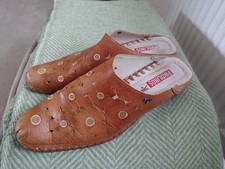Pikolinos Women's Leather