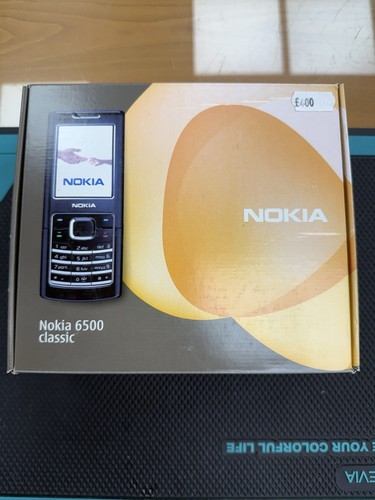 Nokia 6500 classic opened - 6500, box