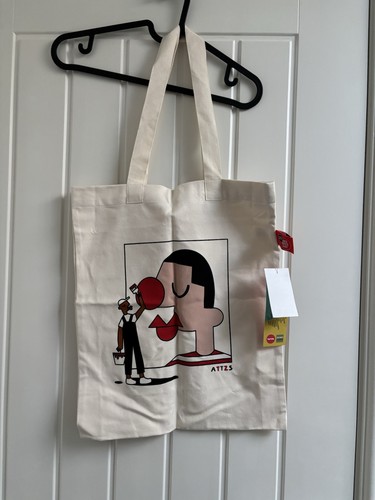 Comic relief attzs - relief, tote