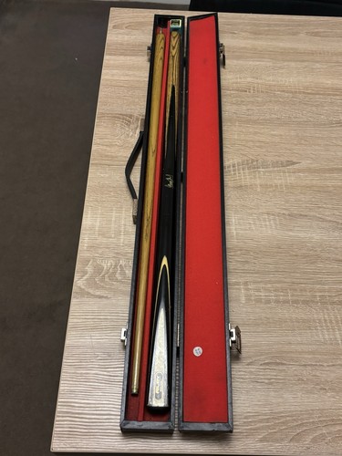 Riley pool cue - pool, by