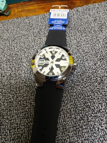 New miykon wristwatch siver - new, wristwatch.