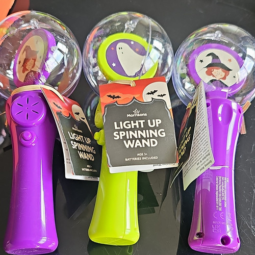 Morrisons light spinning - up,