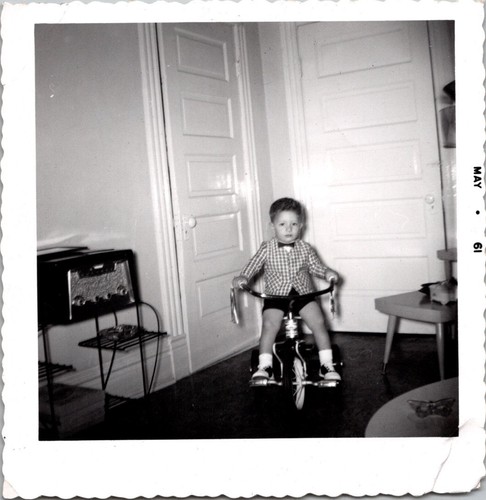Vintage 1961 snapshot photo - vintage,