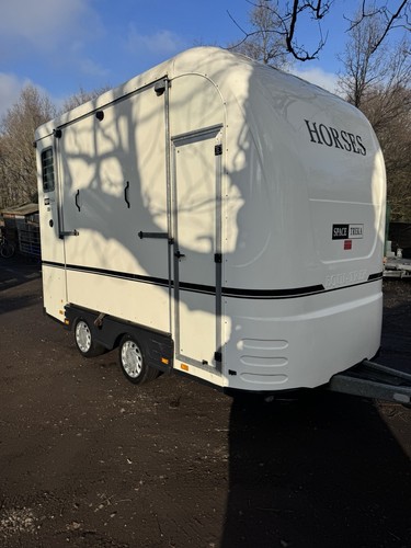 2005 equi trek space - 2005,