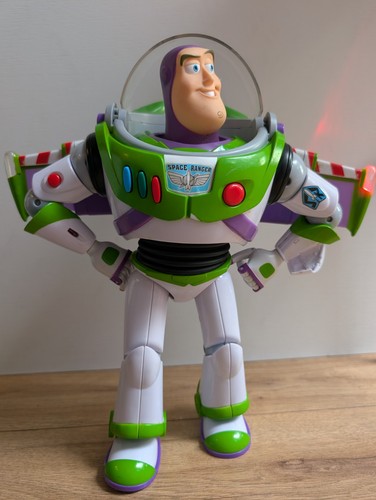 Buzz lightyear toy story cloud - buzz,