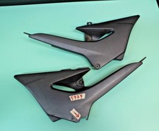 Side Panels Under Saddle Fuel Tank Kawasaki ZR 7 Right and Left